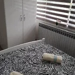 Elegance * Τούζλα
