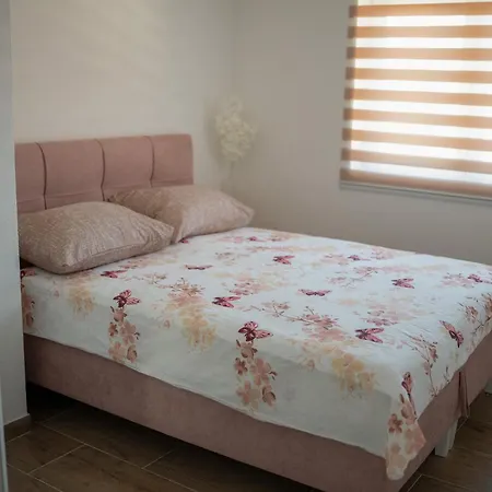 Apartamento Elegance Tuzla