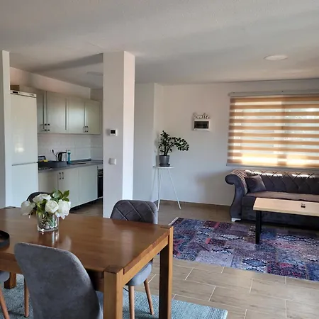 Apartment Elegance *