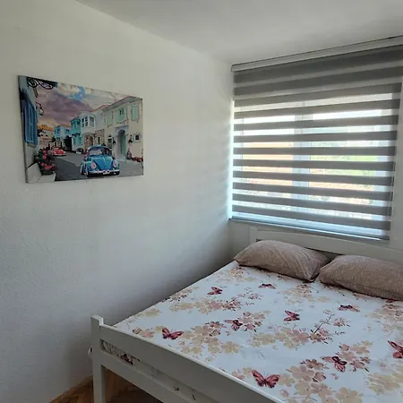Elegance Apartment *