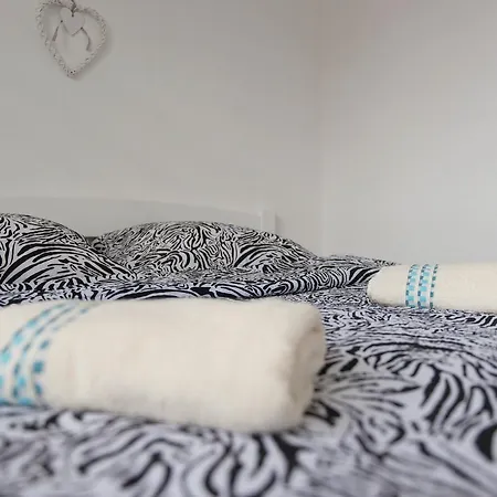 Elegance Apartment *